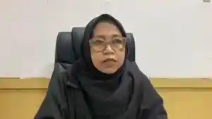 Kepala-Bagian-Kesra-Kabupaten-Pasangkayu-Metty-Niawaty-siapkan-penjemputan-jamaah-haji.jpg
