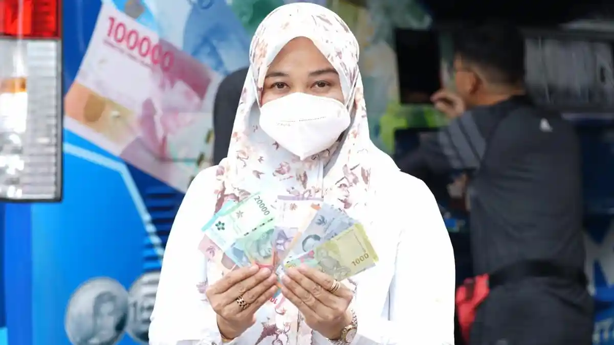 Penukaran Uang Baru Mencapai Rp 223 Miliar, Lebih Banyak melalui Perbankan