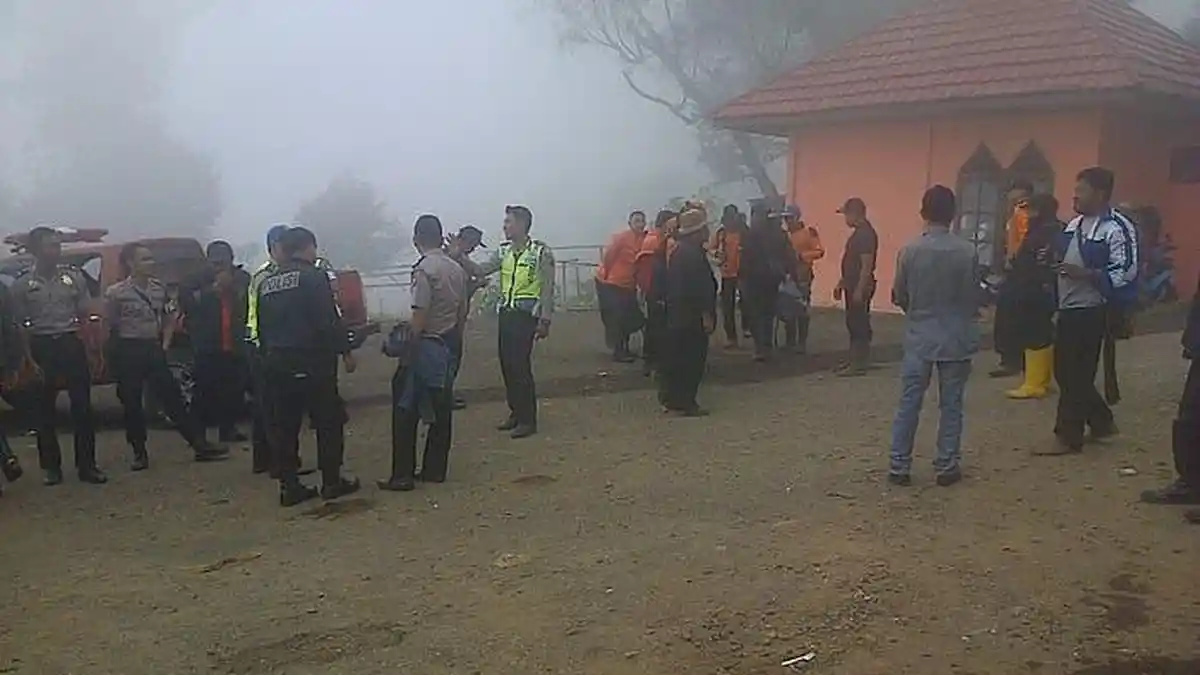 Roy Siswa MAN 3 Palembang, Pendaki yang Jatuh di Dempo
