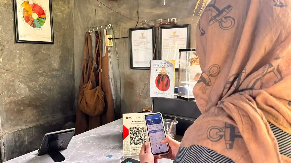 Catat Keuangan Lebih Mudah, Fitri Pilih Transaksi Digital BRI - Tribunjambi.com