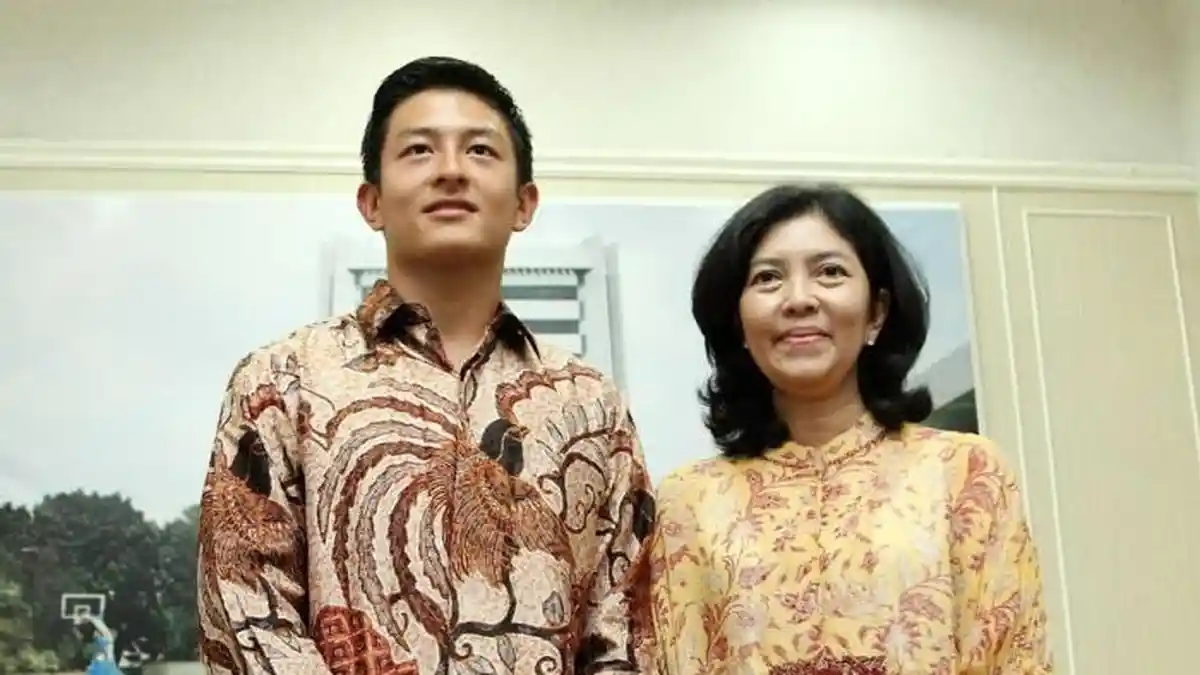 Ibu Rio Haryanto Marah. Manor Racing Putus Kontrak Anaknya. Ini Katanya