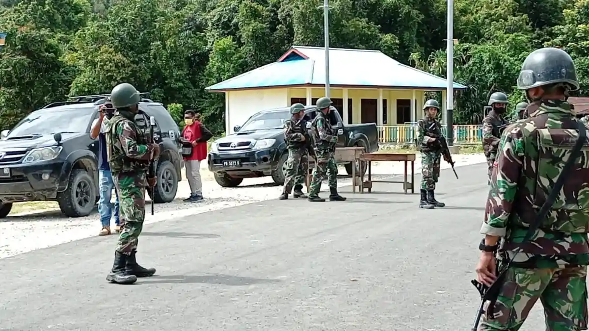 Aparat Kejar DPO Posramil Kisor hingga ke Manokwari, 9 Orang Diamankan