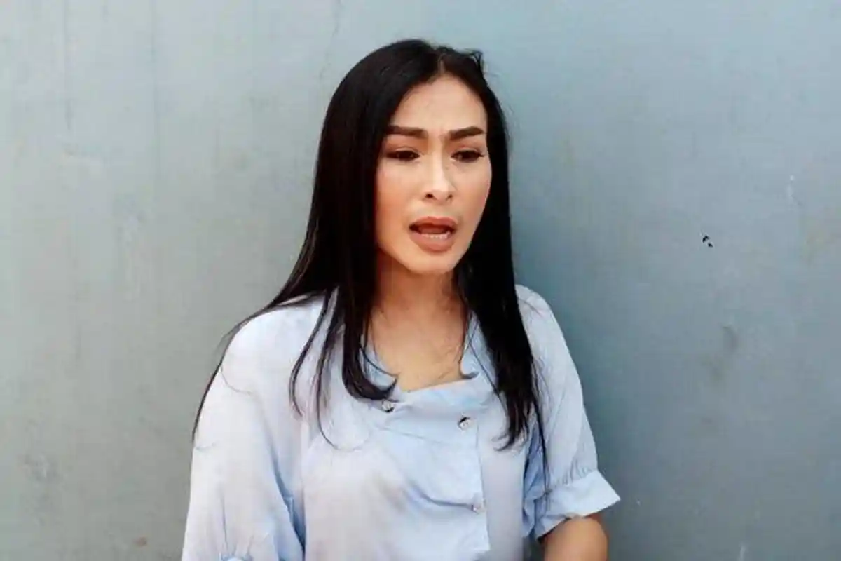 Nyinyiri Krisdayanti dan Suaminya Raul Lemos, Pedangdut Iis Dahlia Dapat Semprotan dari Yuni Shara