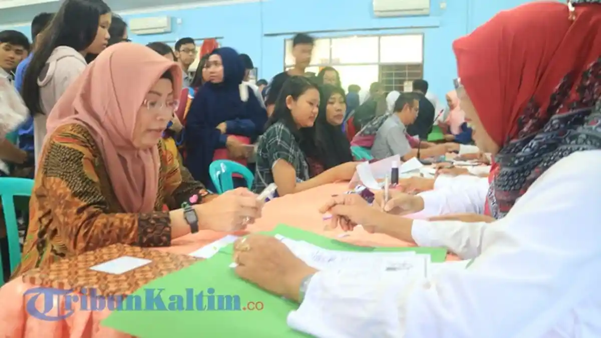 Server Terganggu, PPDB Terpaksa Manual, Petugas Terpaksa Lembur Entri Data