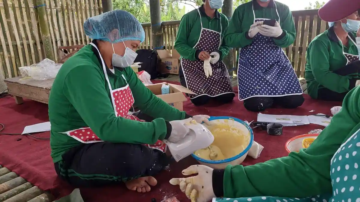 KWT Desa Belantih Olah Jeruk Jadi Kue Kukus, Berikut Deretan Manfaatnya!