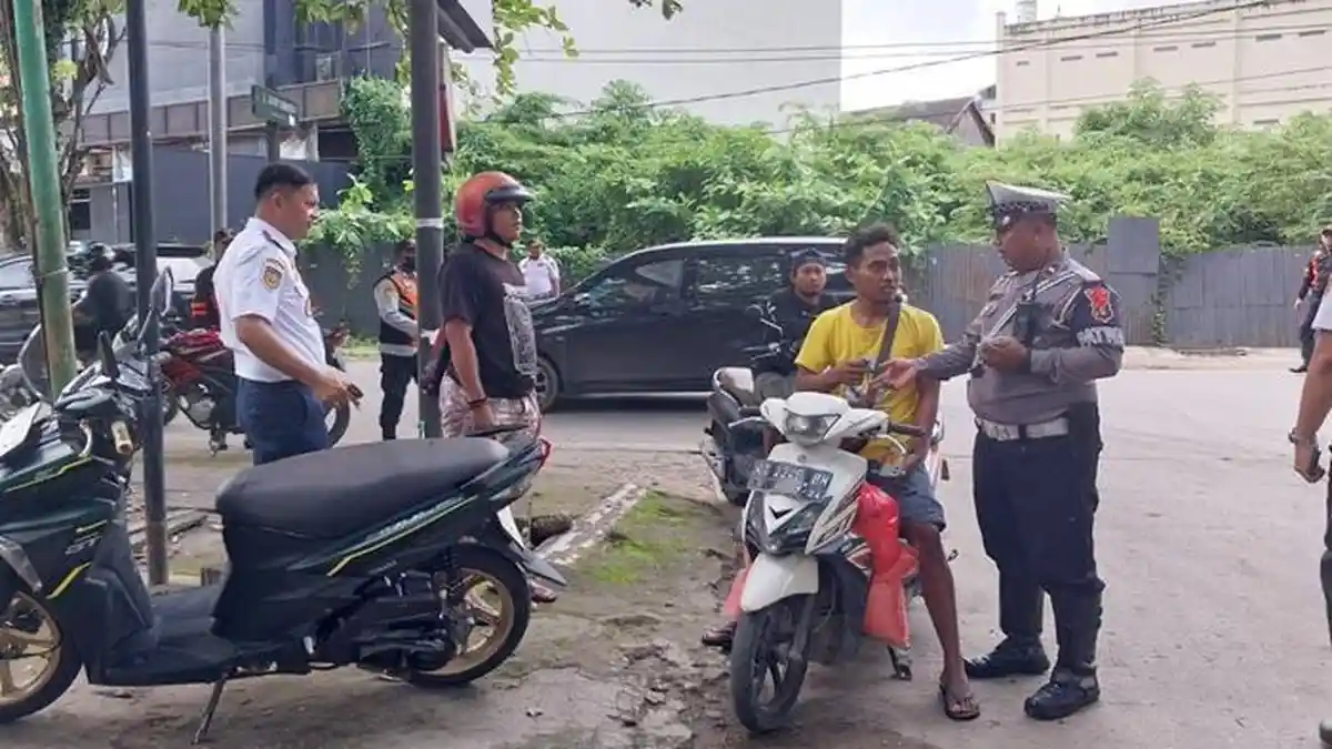 Langgar Arus Satu Arah di Jalan Gatot Subroto Samarinda, Puluhan Kendaraan Terjaring Razia