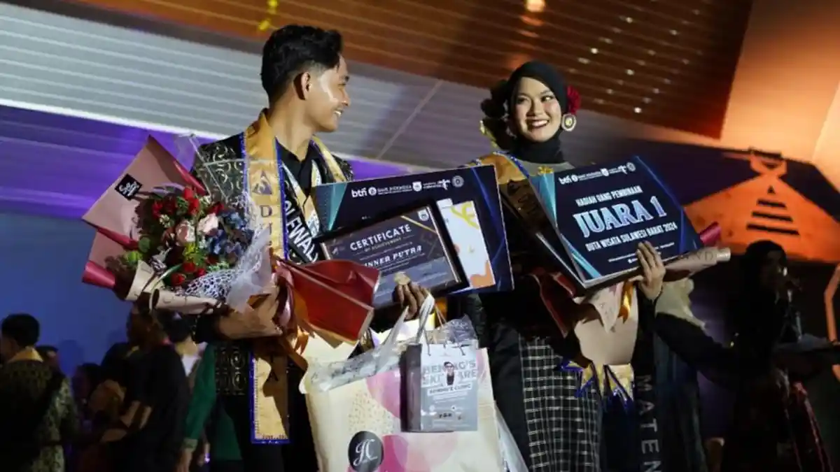 Citizen Reporter: Seniman Tari Asal Polman & Purna IPDN dari Mateng ...