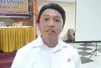 ketua-badan-pengawas-pemilu-bawaslu-kabupaten-sambas-ikhlas-st.jpg