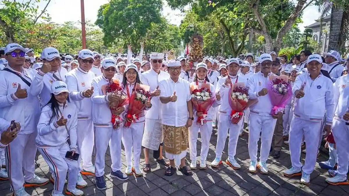 Bupati Adi Arnawa: Peraih Medali Emas Kita Berikan Rp80 Juta!