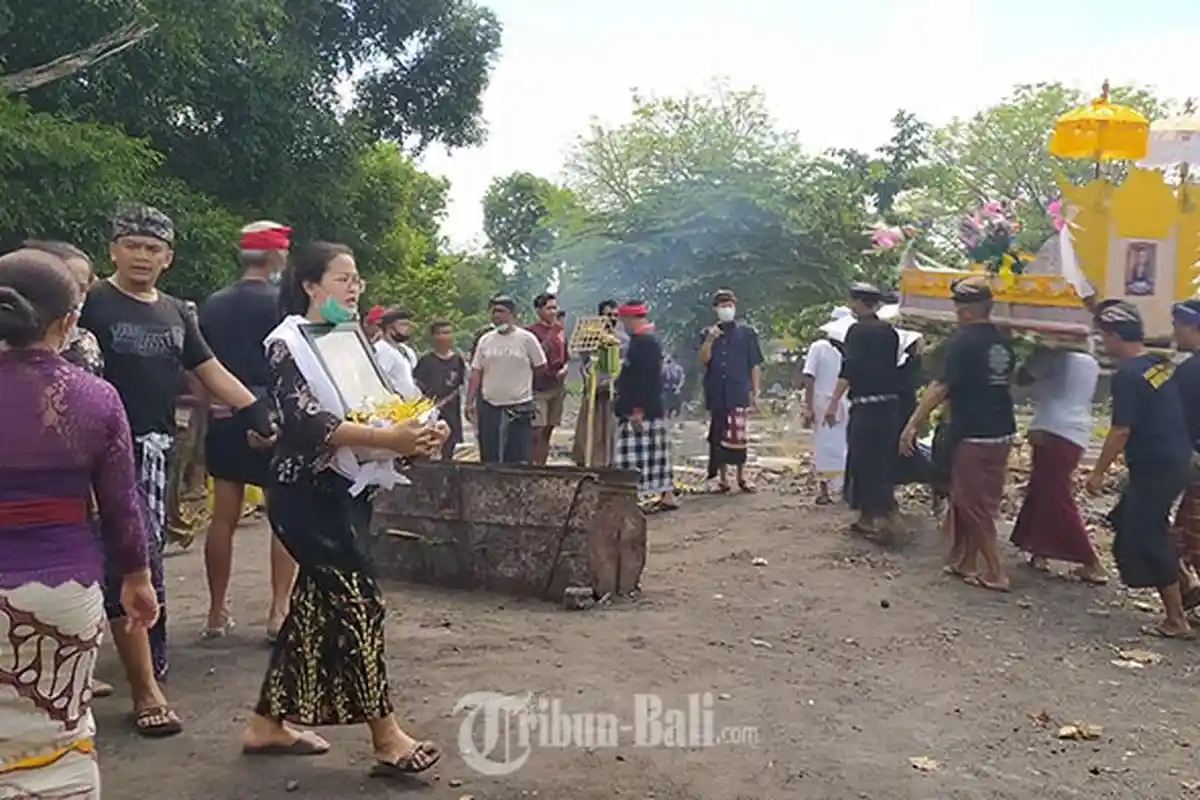 Selebgram Bali yang Lompat dari Lantai 4 Diaben Hari Ini, Sempat Minta Izin Mau Menikah