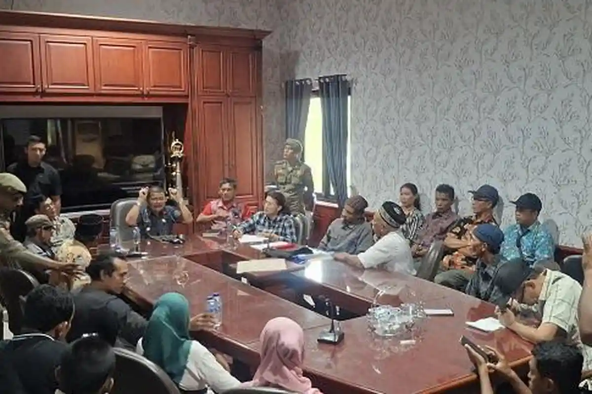 Wabup Parimo Minta Warga Torue Beri Waktu Investigasi Aduan Kades Kalman Andi Mahmud