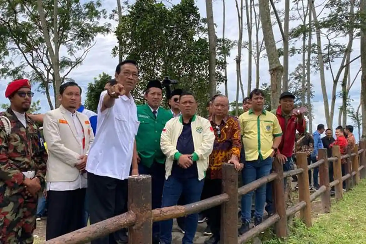 Sri Sultan HB X Bersama Para Ketua Umum Organisasi Pemuda Lintas Agama ke Gunung Merapi, Ada Apa?