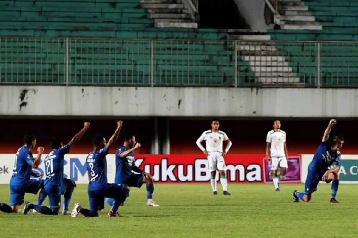 Fakta-fakta Menarik Jelang Babak Semifinal Piala Menpora 2021: Persib Vs PSS Sleman, Persija Vs PSM