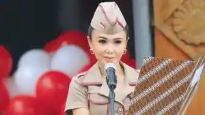 Yuni-Shara-Membuka-Akses-Pendidikan-Berkualitas-dengan-Biaya-Terjangkau.jpg