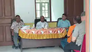 bupati-markus-m-di-biak.jpg