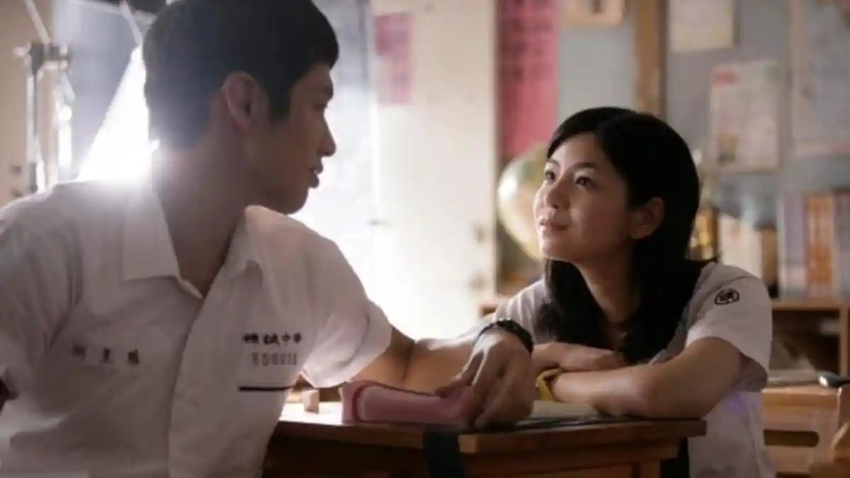 Naksir Teman Seangkatan? Ini 5 Trik PDKT dengan Teman Sekelas Plus Doa Meluluhkan Hati: Jadi Meleleh