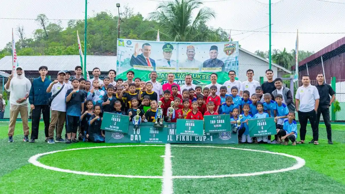 Turnamen Mini Soccer Nurul Fikri Boarding School Aceh Sukses, SDN 51 ...