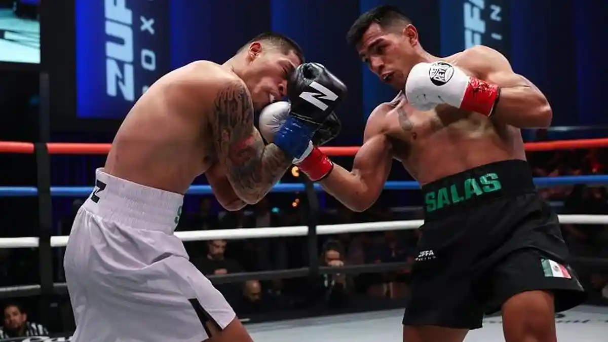 Hasil Tinju Dunia, Ricardo Salas Lepaskan Pukulan Bertubi-tubi Hingga Jesus Saracho KO