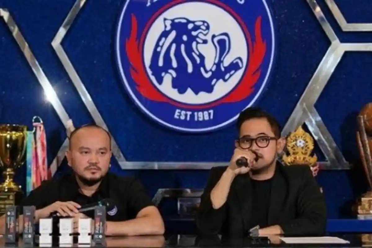 BURSA TRANSFER AREMA FC, Menagih Janji Ali Rifki Datangkan Pemain Masa Depan, Juragan 99 Berkomentar