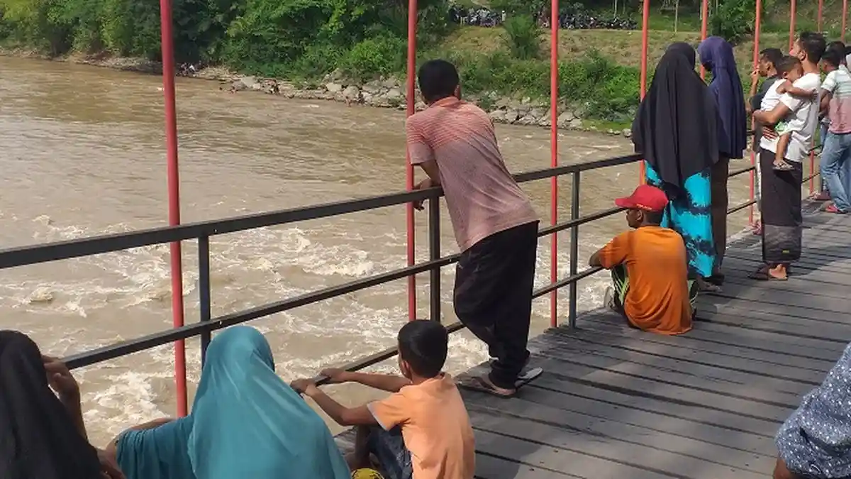 Terpeleset Saat Menjala Ikan, Warga Balee Panah Juli Hanyut dan Hilang Diseret Arus Krueng Peusangan