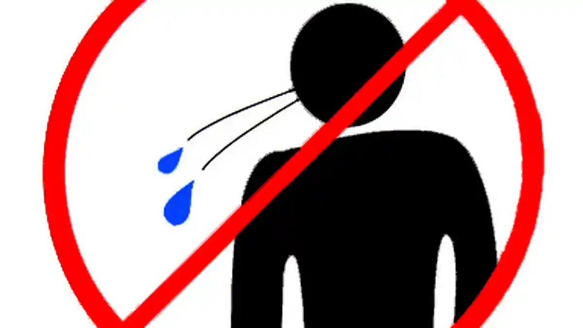 Stop Meludah Sembarangan! Ini Ciri-ciri Air Ludah yang Mengandung Penyakit Berbahaya