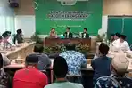 Forum-Silaturrahmi-dan-Dialog-Kebangsaan-yang-dihadiri-oleh-calon-Gubernur-Jatim-Tri-Rismaharini.jpg