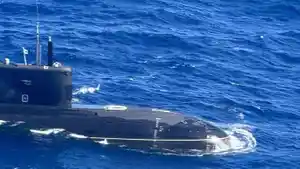 kapal-selam-kelas-Kilo-Rusia-UFA-490.jpg