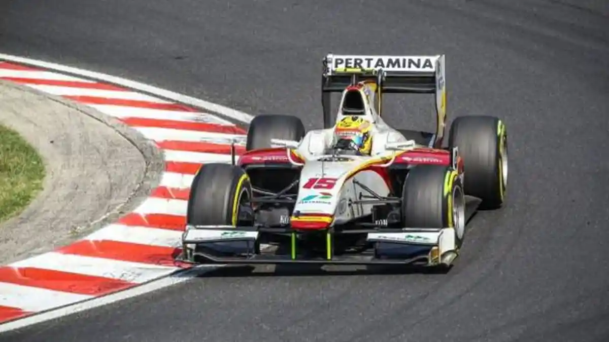 Rio Haryanto Naik Podium di GP2 Rusia