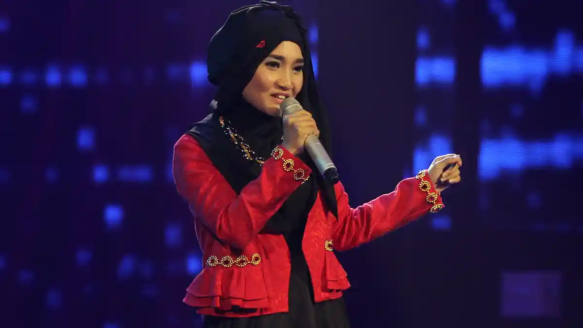 Fatin Pamer Foto Pacar Australia-nya Malah Panen Bully Netizen