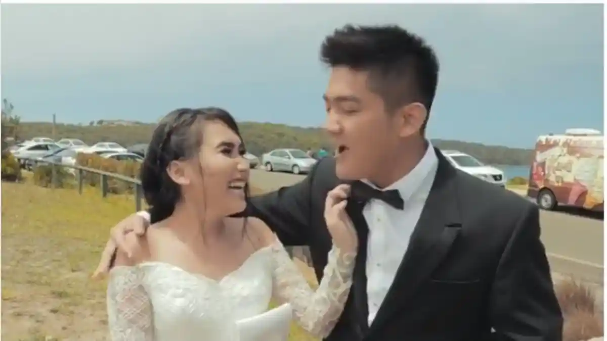 Rela Dipeluk dan Dicium Boy William,Benarkah Ayu Ting Ting Jatuh Hati ke Sang Aktor? Ini Faktanya