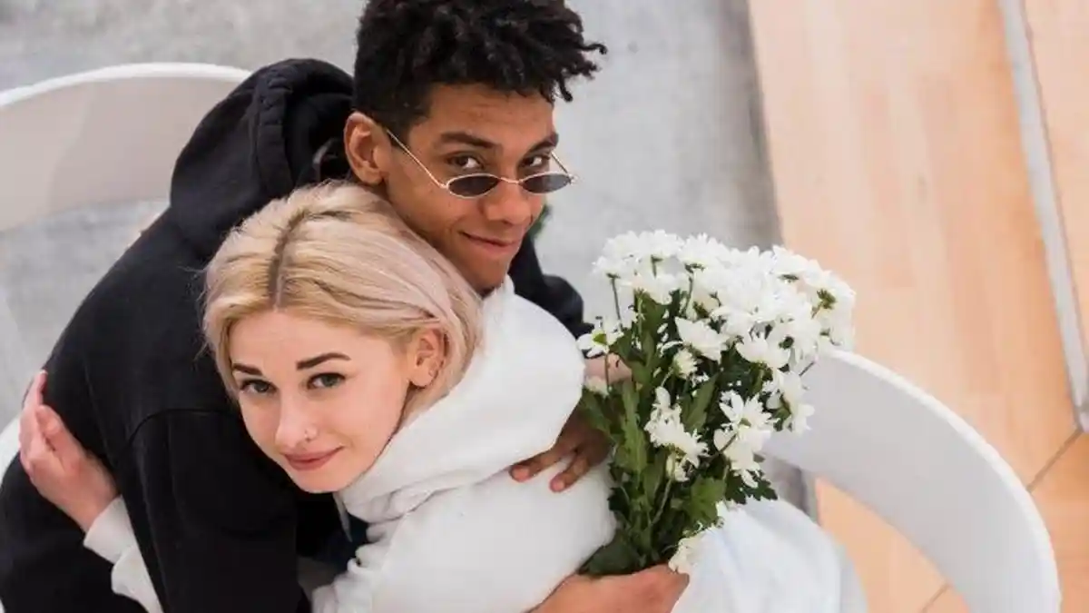 Ramalan Zodiak Cinta Besok Rabu 1 Juni 2022, Scorpio Kenalan Baru, Sagitarius Tunjukkan Perasaan