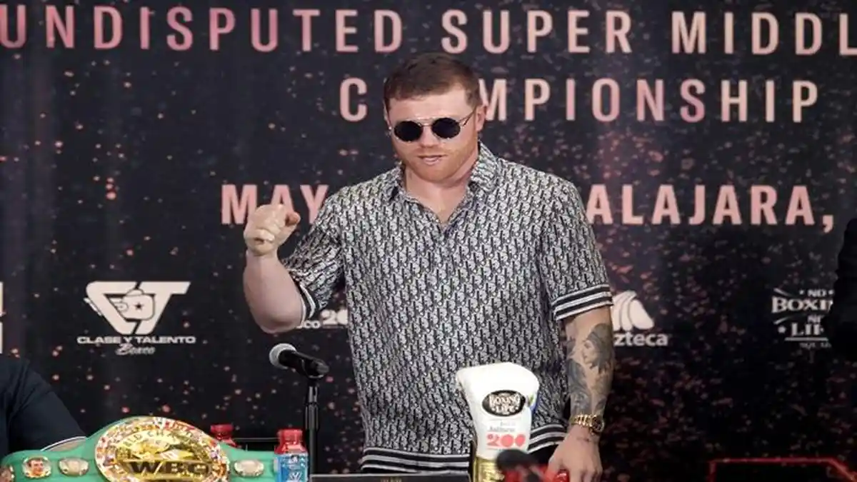 Meradang! Canelo Terbuka Untuk Tinju Dunia Hadapi Conor McGregor: Saya Hanya Butuh Satu Tangan