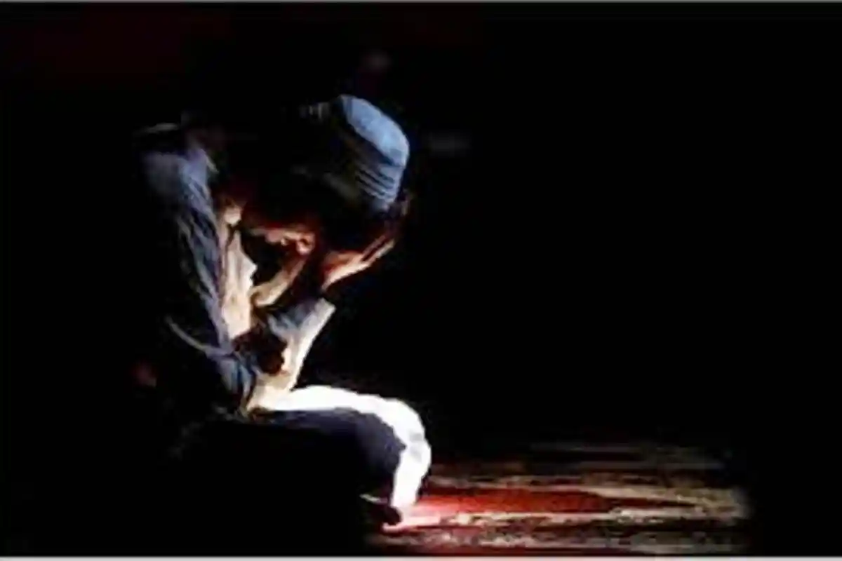 Waktu Terbaik Untuk Bertaubat, Ustadz Adi Hidayat Sebut Ciri Orang yang Taubatnya Diterima Allah SWT