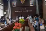 Suasana-RDP-Komisi-B.jpg