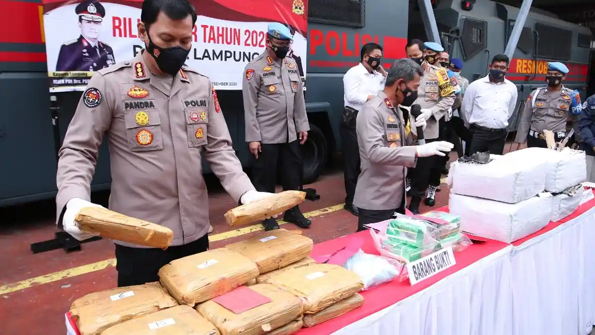 Polda Lampung Amankan 201 Kg Sabu dan 467 Kg Ganja Sepanjang 2020