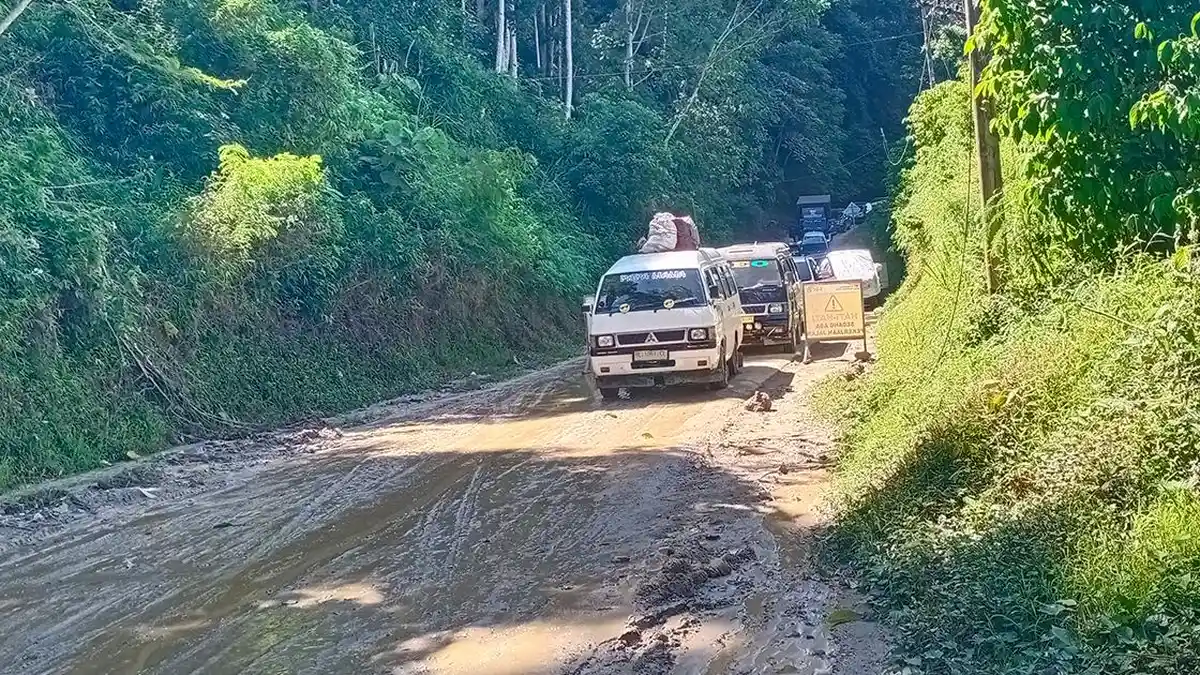 Musim Hujan, Jalan Blangkejeren-Kutacane Berlumpur Rawan Longsor ...