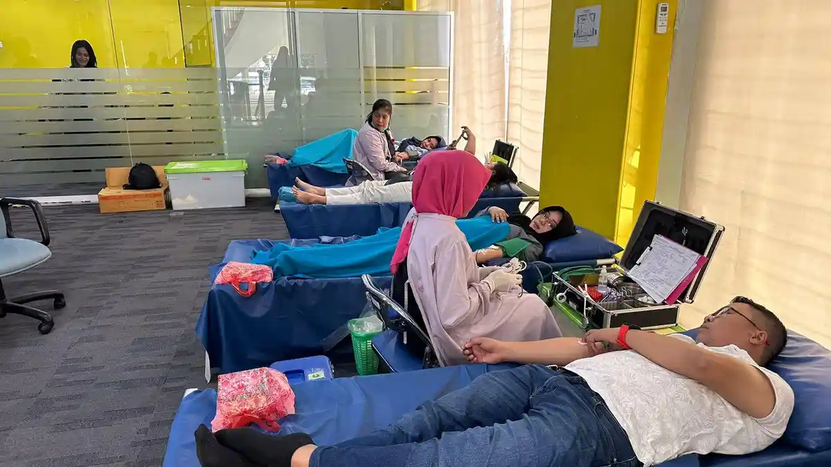 39 Kantong Terkumpul di Donor Darah Indosat Ooredo Hutchison