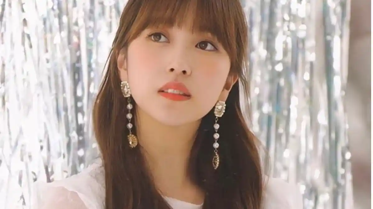 TRIBUNWIKI: Terdaftar Jadi Pendonor Organ, Ini Profil Kpop Idol Mina Twice