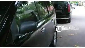 Ilustrasi-Mobil-roda-empat2.jpg