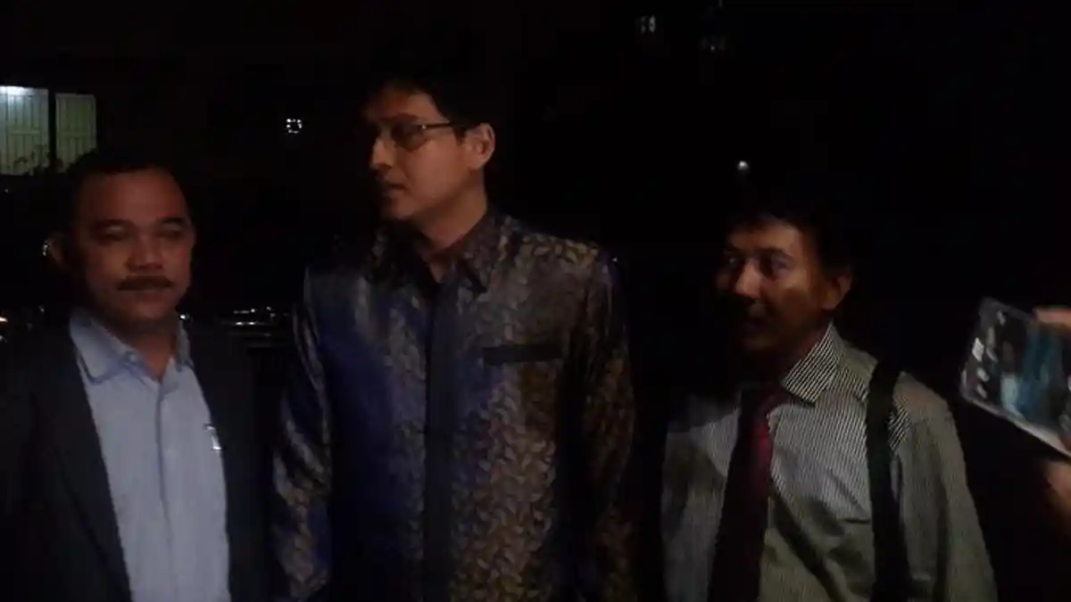 Anggota DPR Lucky Hakim Bantah Pakai Ijazah Palsu