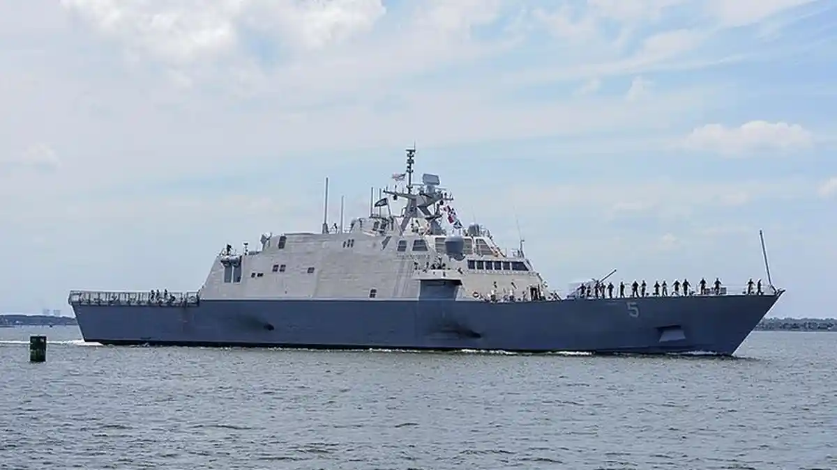 Satu Kapal Perang AS Dilumpuhkan Covid, Pasukan Batal Dikirim ke Amerika Selatan