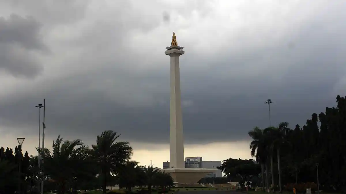 Prakiraan Cuaca DKI Jakarta Besok Minggu, 12 Oktober 2025: Didominasi Berawan