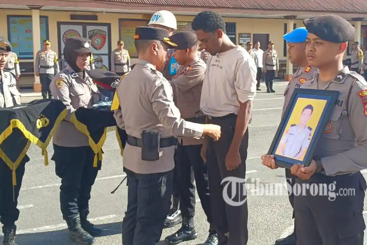 Terlibat Perselingkuhan dan Pencurian, Dua Anggota Polres Sorong Dipecat
