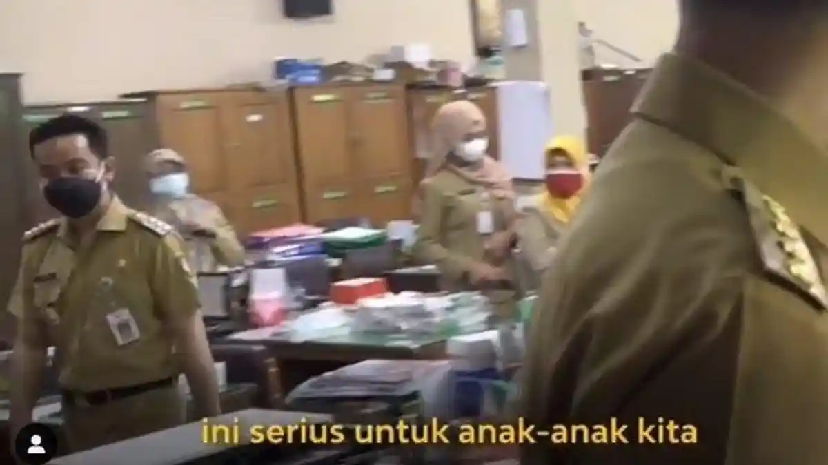 Beginilah Nasib Guru yang Tertawai Putra Jokowi Gibran di SMAN 1 Solo, Catat Nama hingga Sanksi