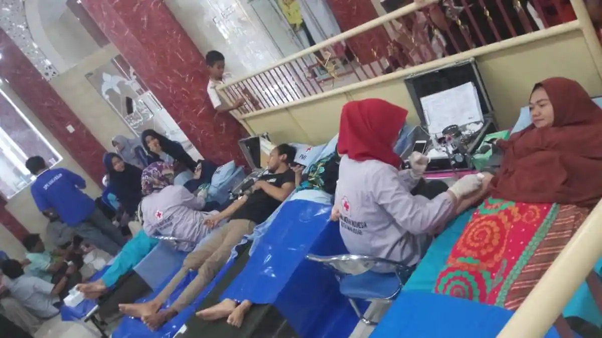 Sambut Milad ke-42, BKPRMI Makassar Adakan Donor Darah