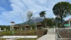 Deles-Indah-Klaten.jpg