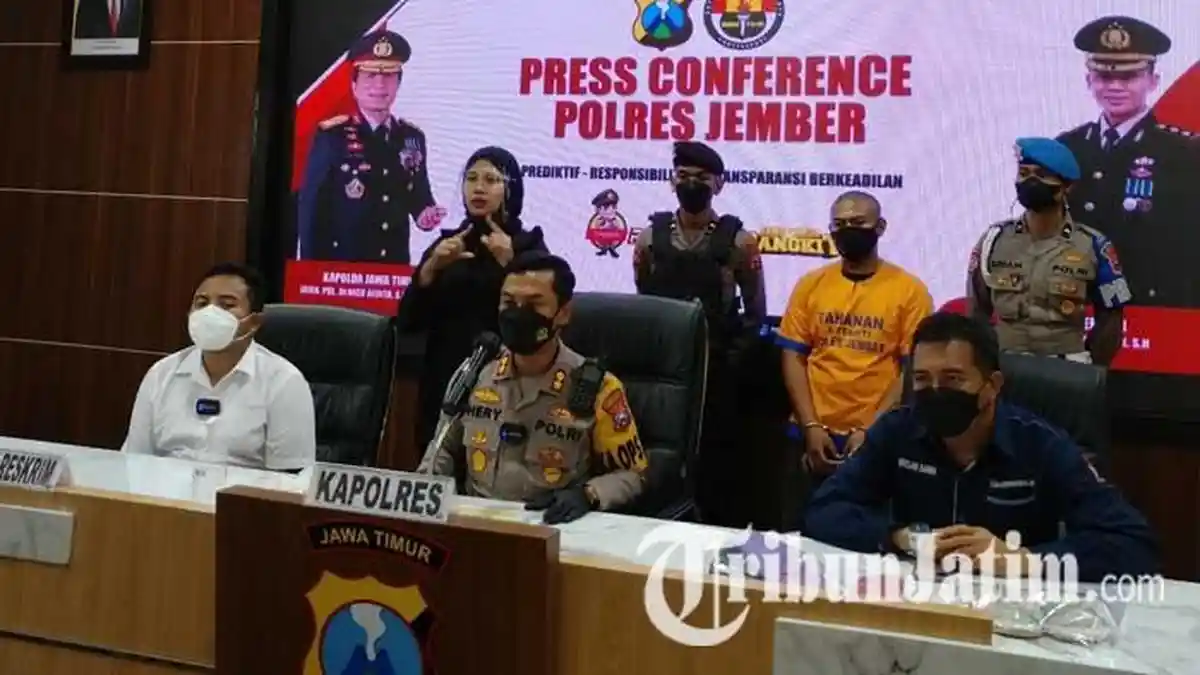 Panas Hati Lihat Pacar Dibonceng Pria Lain, Warga Jember Tantang Carok, Cemburu Buta Berakhir Tragis
