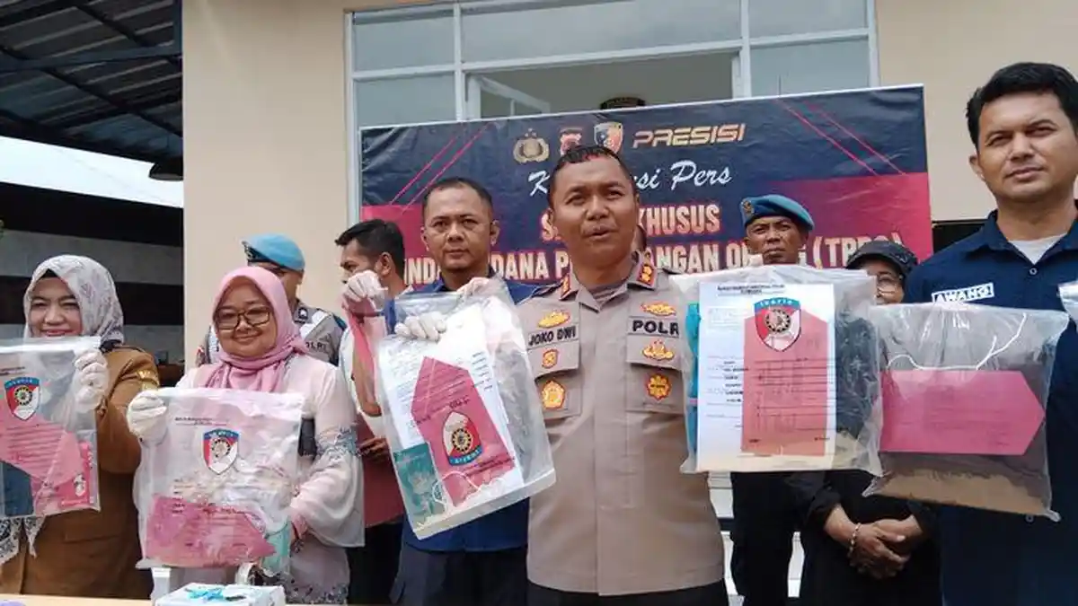 Polres Sumedang Ungkap Dua Kasus Perdagangan Orang, Jadi Pemelihara Hewan hingga Pekerja Seks