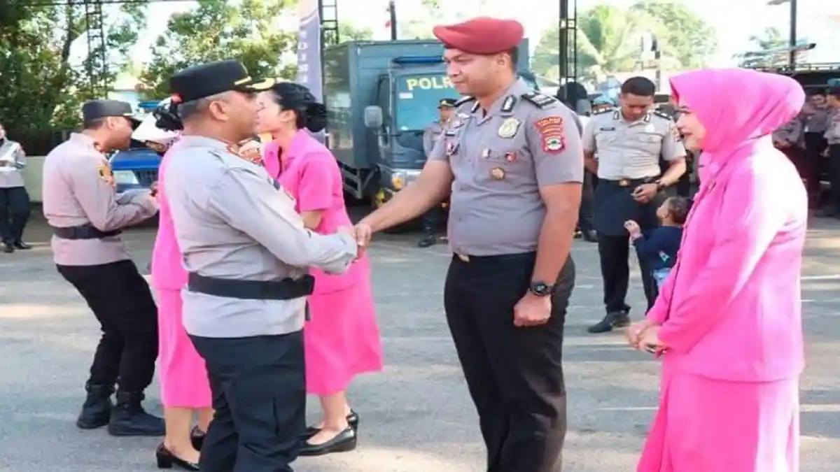 Naik Pangkat, 75 Personel Polres Tanahlaut Diharapkan Makin Tingkatkan Pelayanan dan Kamtibmas - Banjarmasinpost.co.id