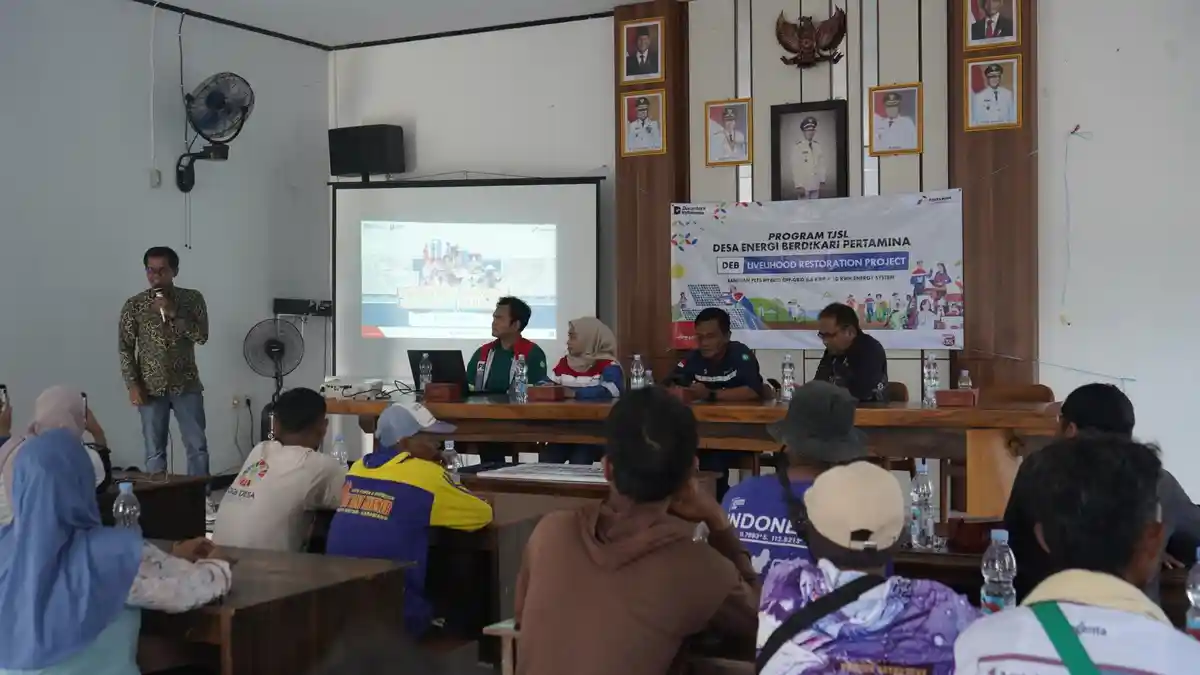 Desa Energi Berdikari di Karawang Tingkatkan Ekonomi Petani lewat Pemanfaatan PLTS